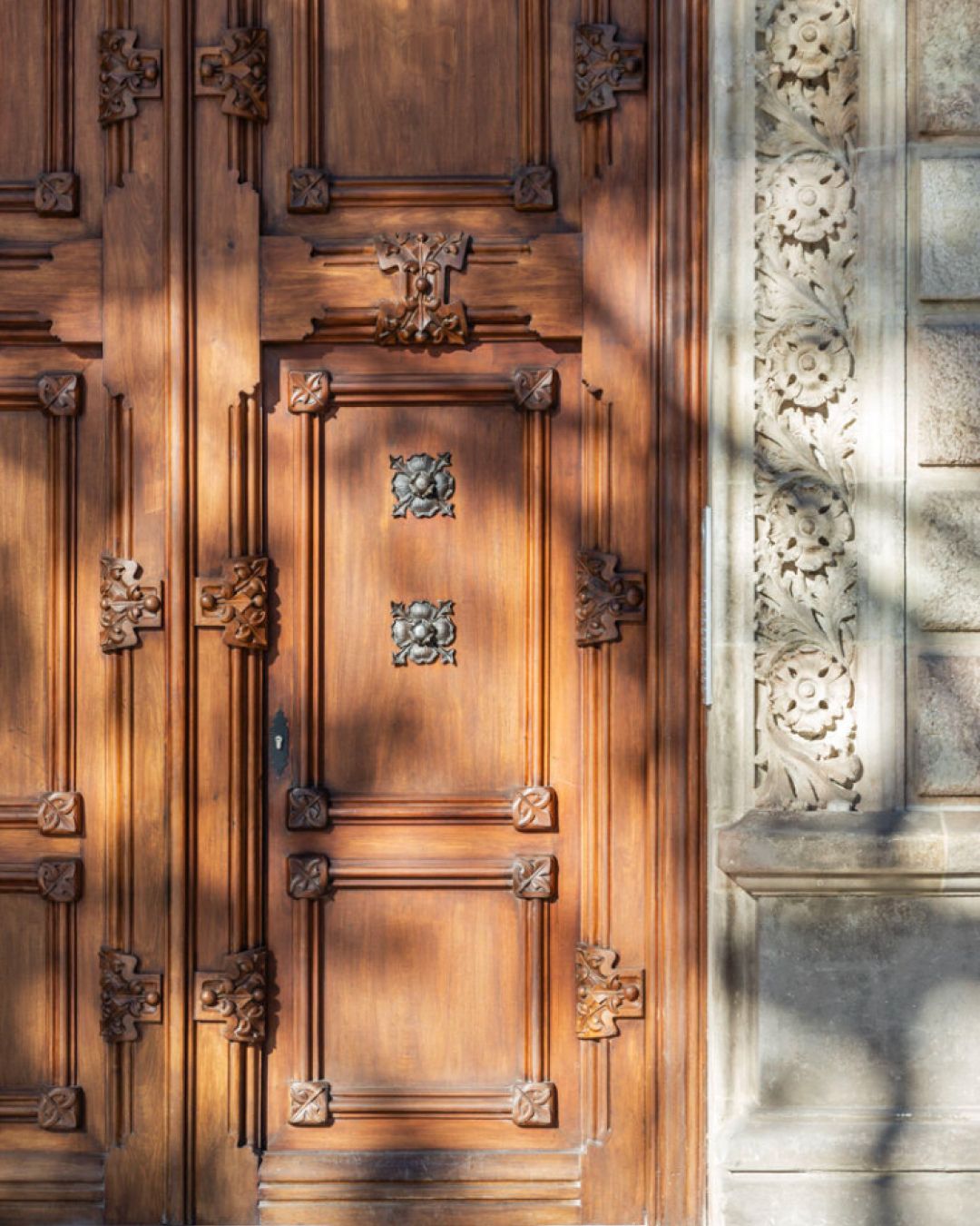 Architectural exhibition focusing on reuse and material recovery Barcelona